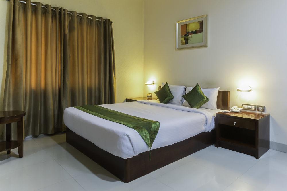 Oyo Townhouse 9 Hitech City Hyderabad Bagian luar foto