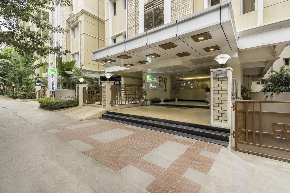 Oyo Townhouse 9 Hitech City Hyderabad Bagian luar foto
