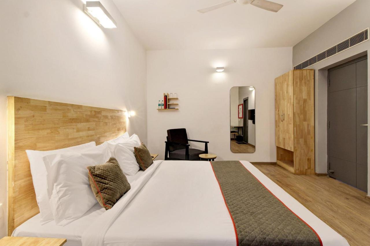 Oyo Townhouse 9 Hitech City Hyderabad Bagian luar foto