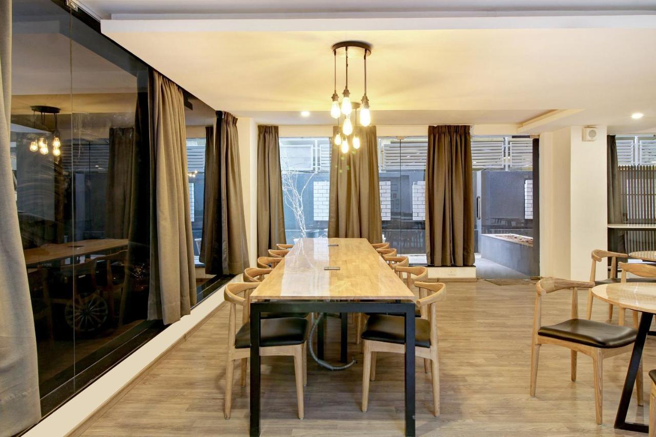 Oyo Townhouse 9 Hitech City Hyderabad Bagian luar foto