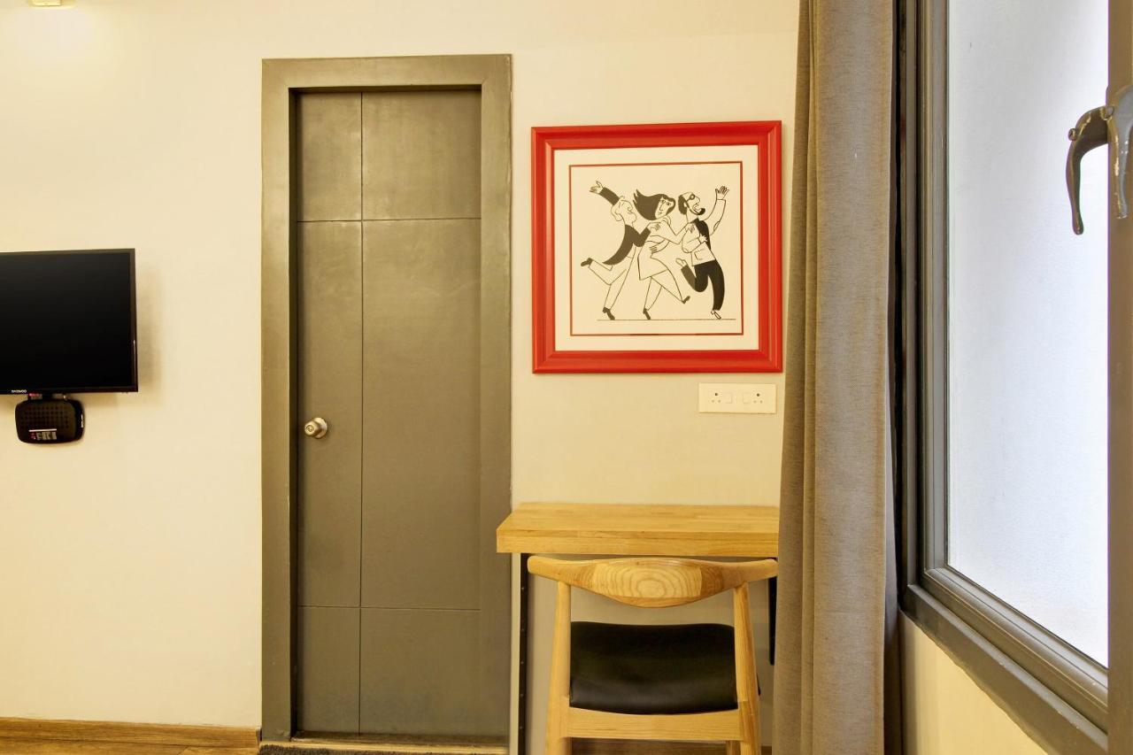 Oyo Townhouse 9 Hitech City Hyderabad Bagian luar foto