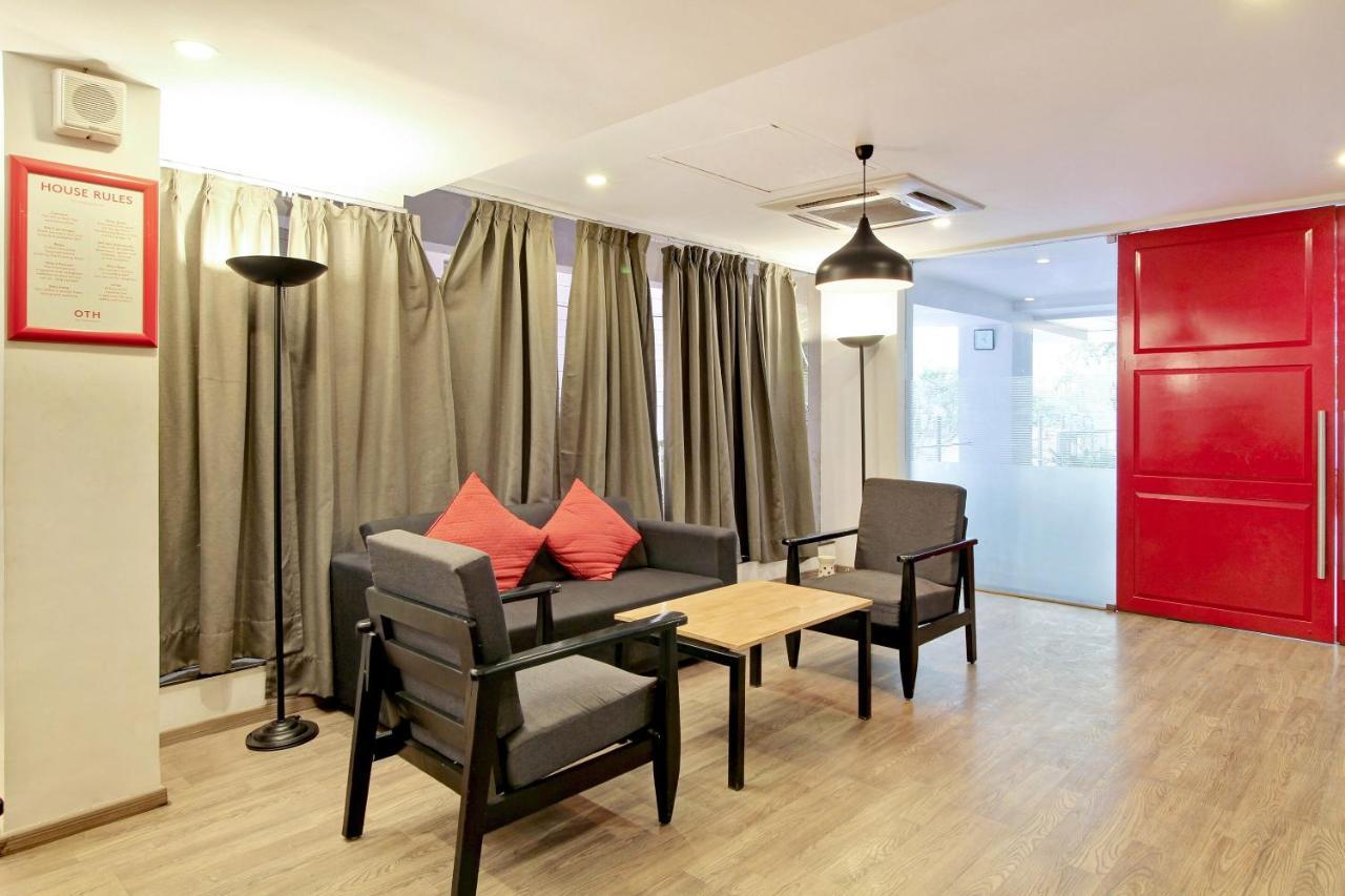 Oyo Townhouse 9 Hitech City Hyderabad Bagian luar foto
