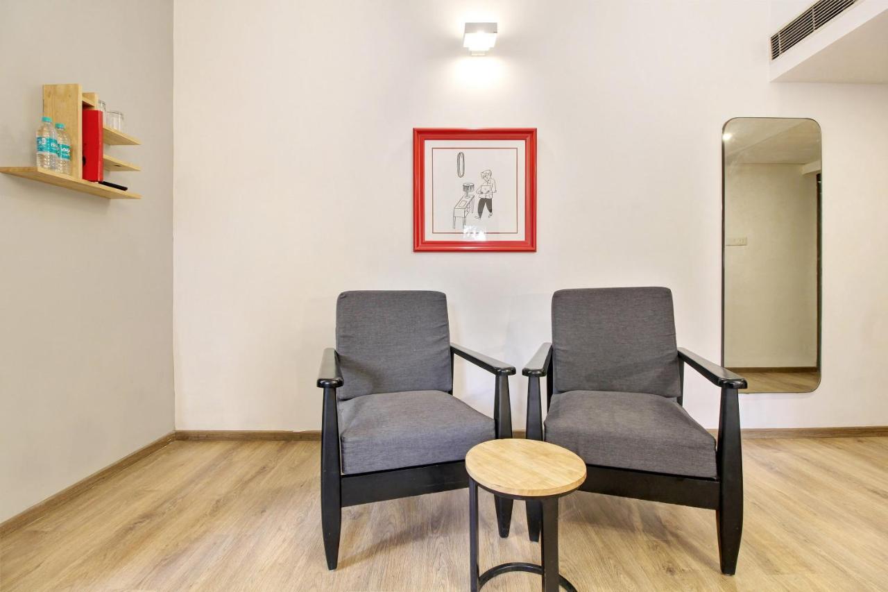 Oyo Townhouse 9 Hitech City Hyderabad Bagian luar foto